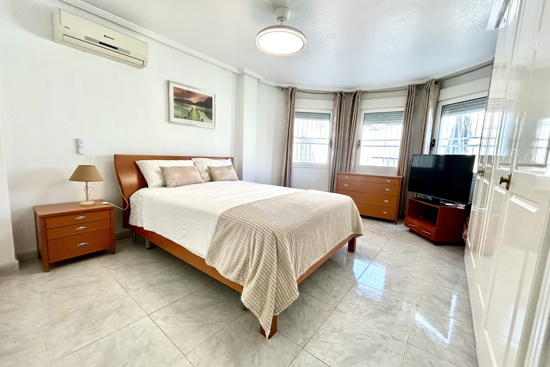 Revente - Villa -
Pinar de Campoverde - Inland