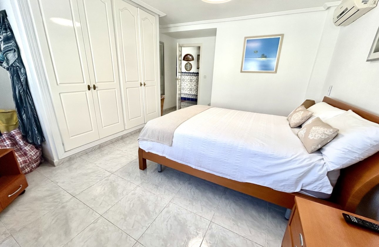 Revente - Villa -
Pinar de Campoverde - Inland