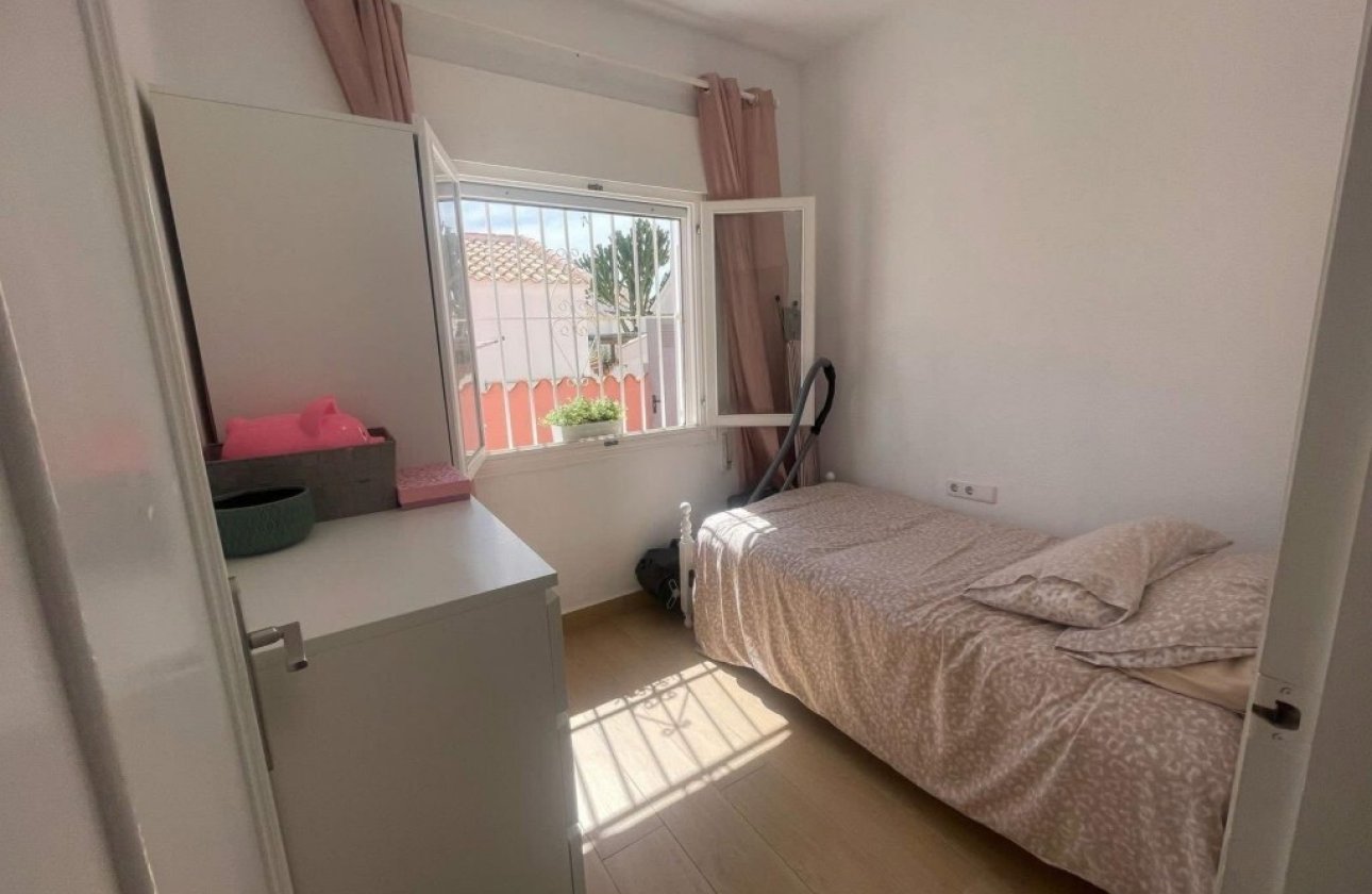 Revente - Villa -
Playa Flamenca - Costa Blanca