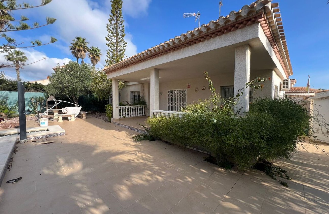 Revente - Villa -
Playa Flamenca