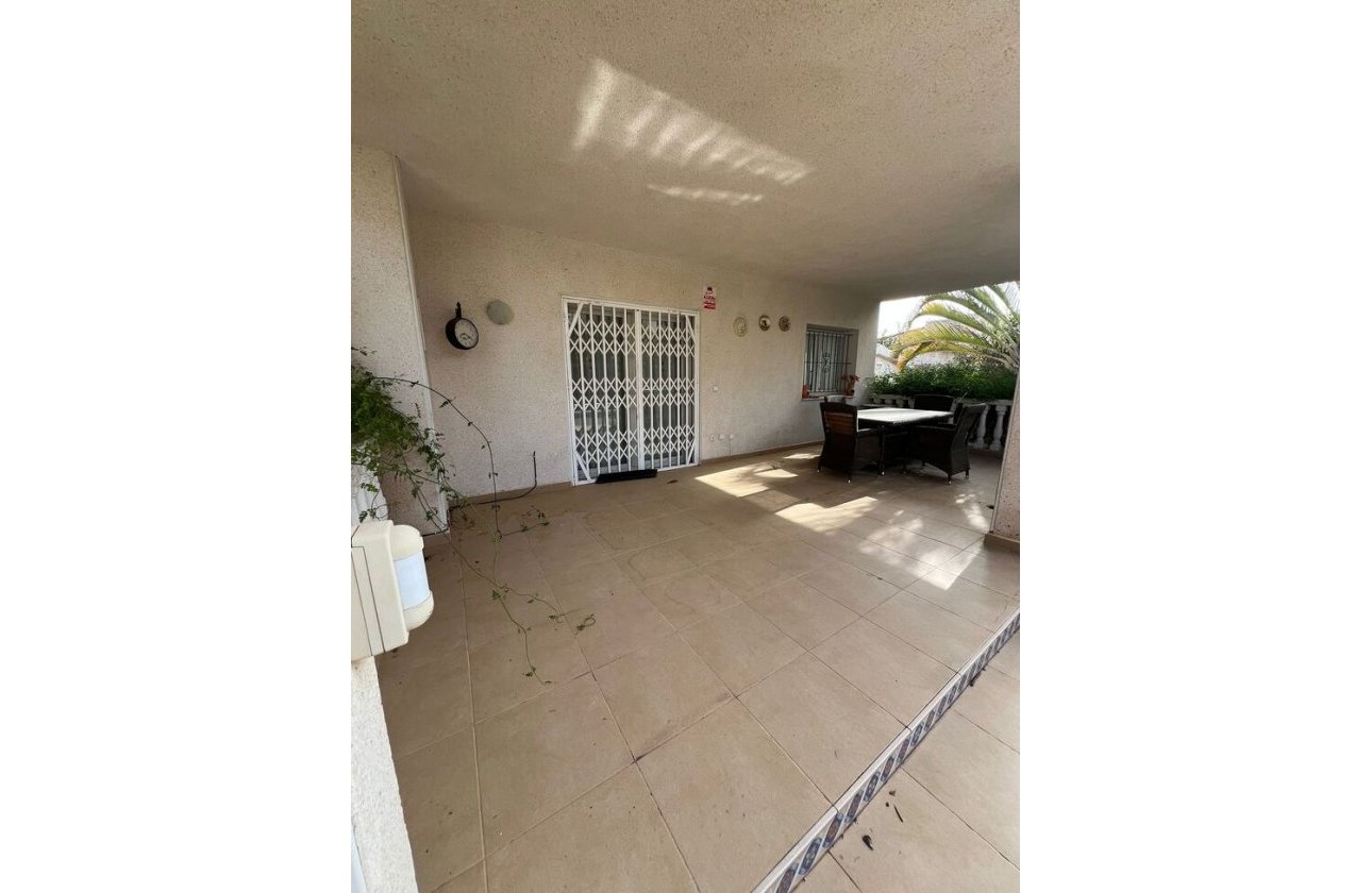 Revente - Villa -
Playa Flamenca