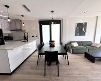 Revente - Villa -
Punta Prima - Costa Blanca