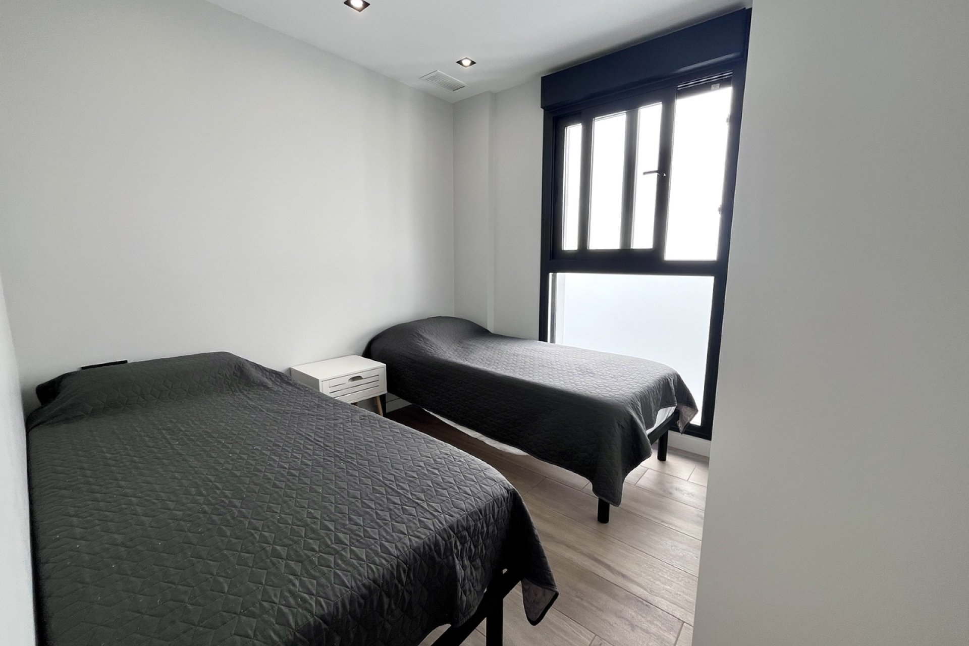 Revente - Villa -
Punta Prima - Costa Blanca