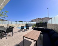 Revente - Villa -
Punta Prima - Costa Blanca