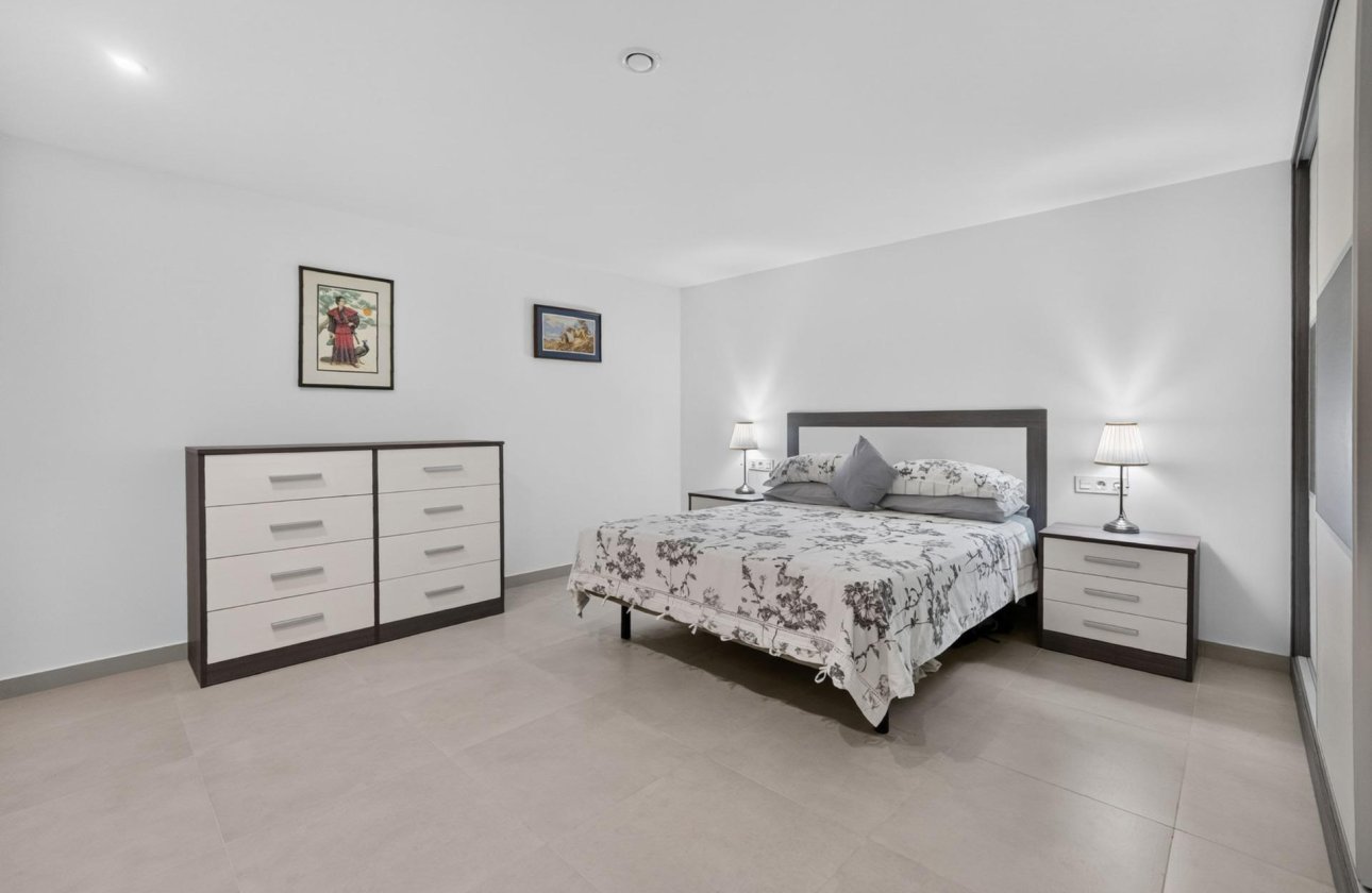 Revente - Villa -
Rojales - Benimar