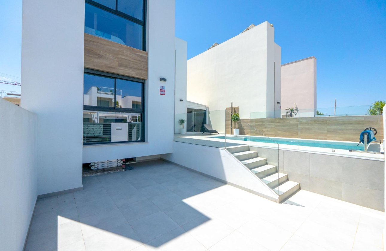 Revente - Villa -
Rojales - Benimar