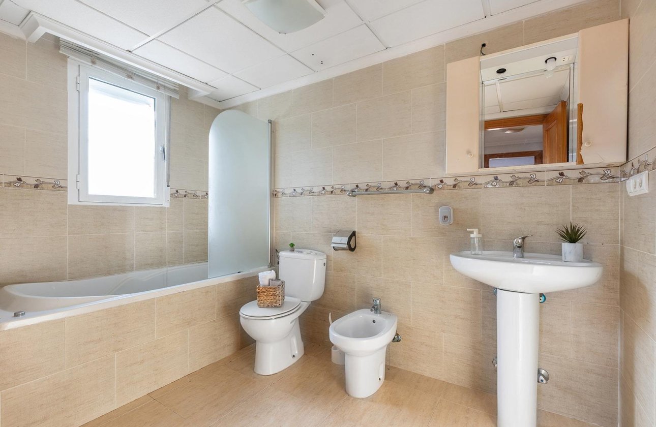 Revente - Villa -
Rojales - Campo De Golf La Marquesa