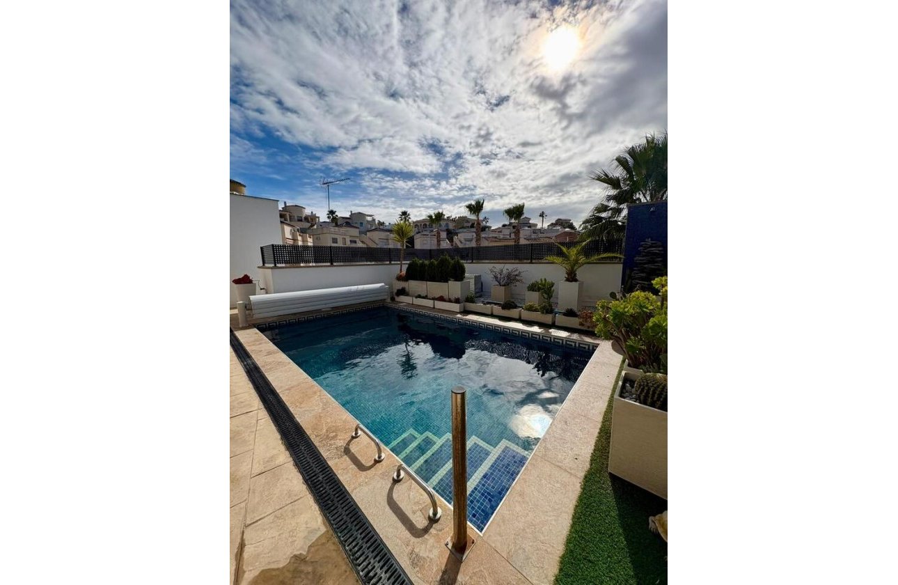Revente - Villa -
Rojales - Costa Blanca