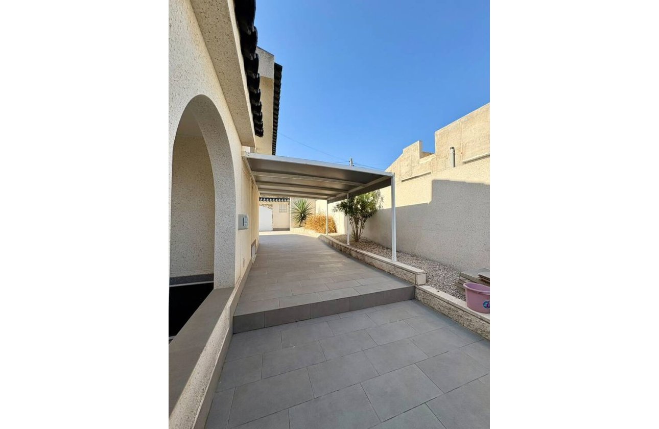 Revente - Villa -
Rojales - Costa Blanca