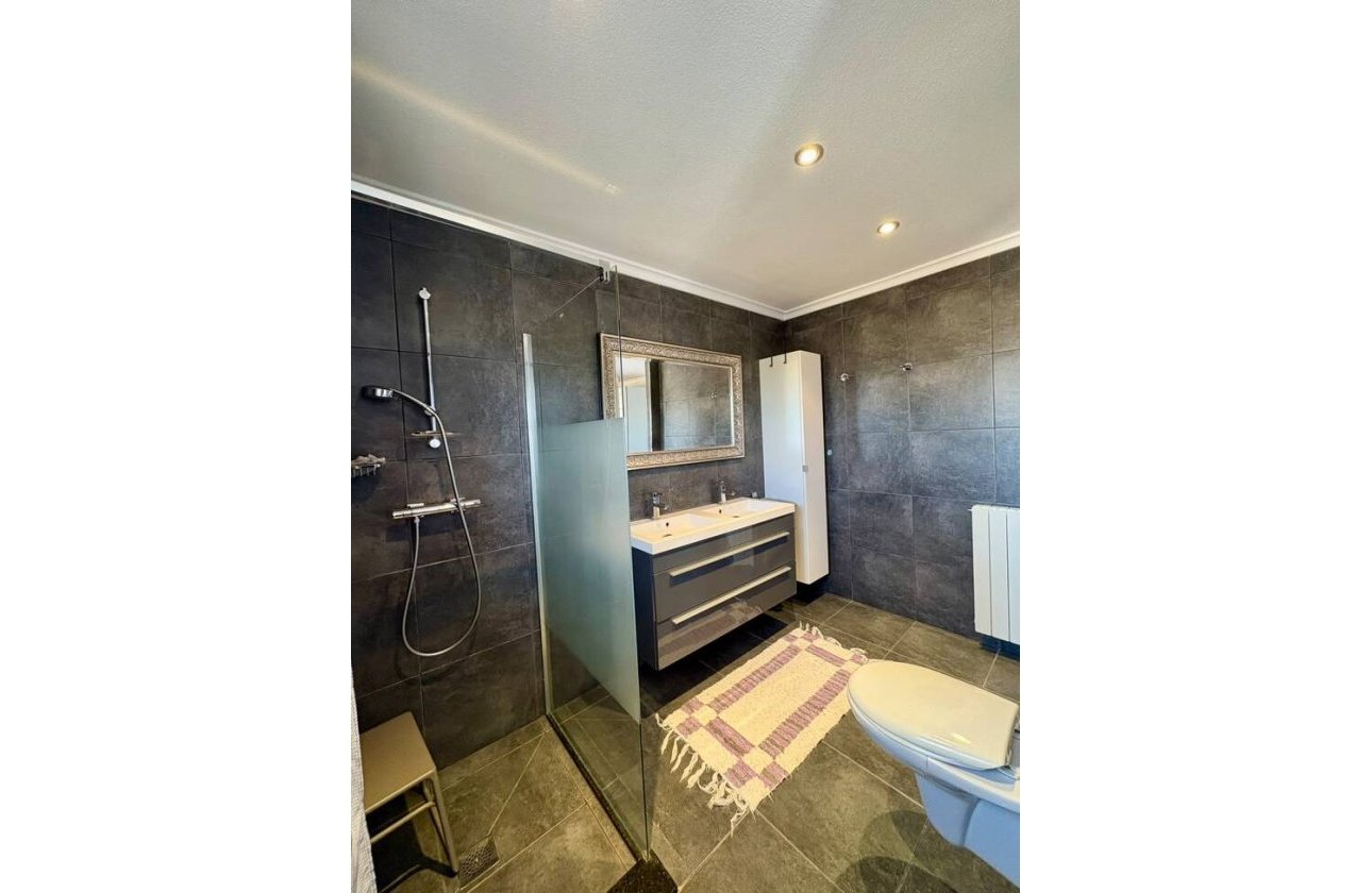 Revente - Villa -
Rojales - Costa Blanca