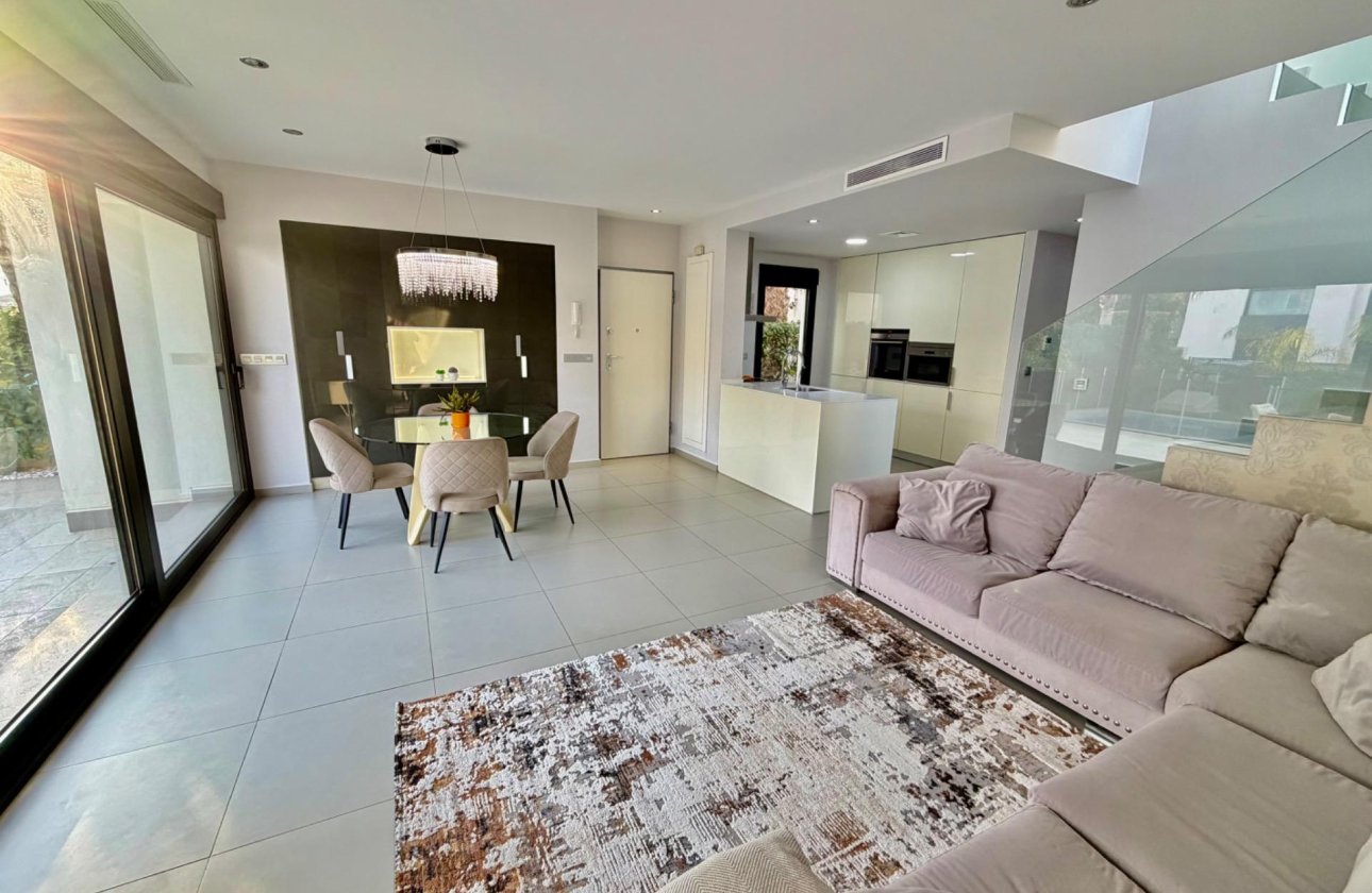 Revente - Villa -
Rojales - Cuidad Quesada