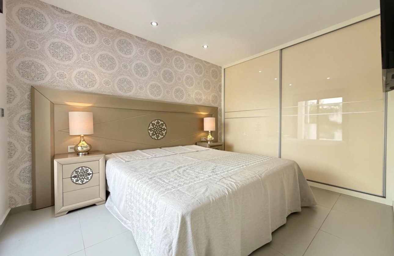 Revente - Villa -
Rojales - Cuidad Quesada
