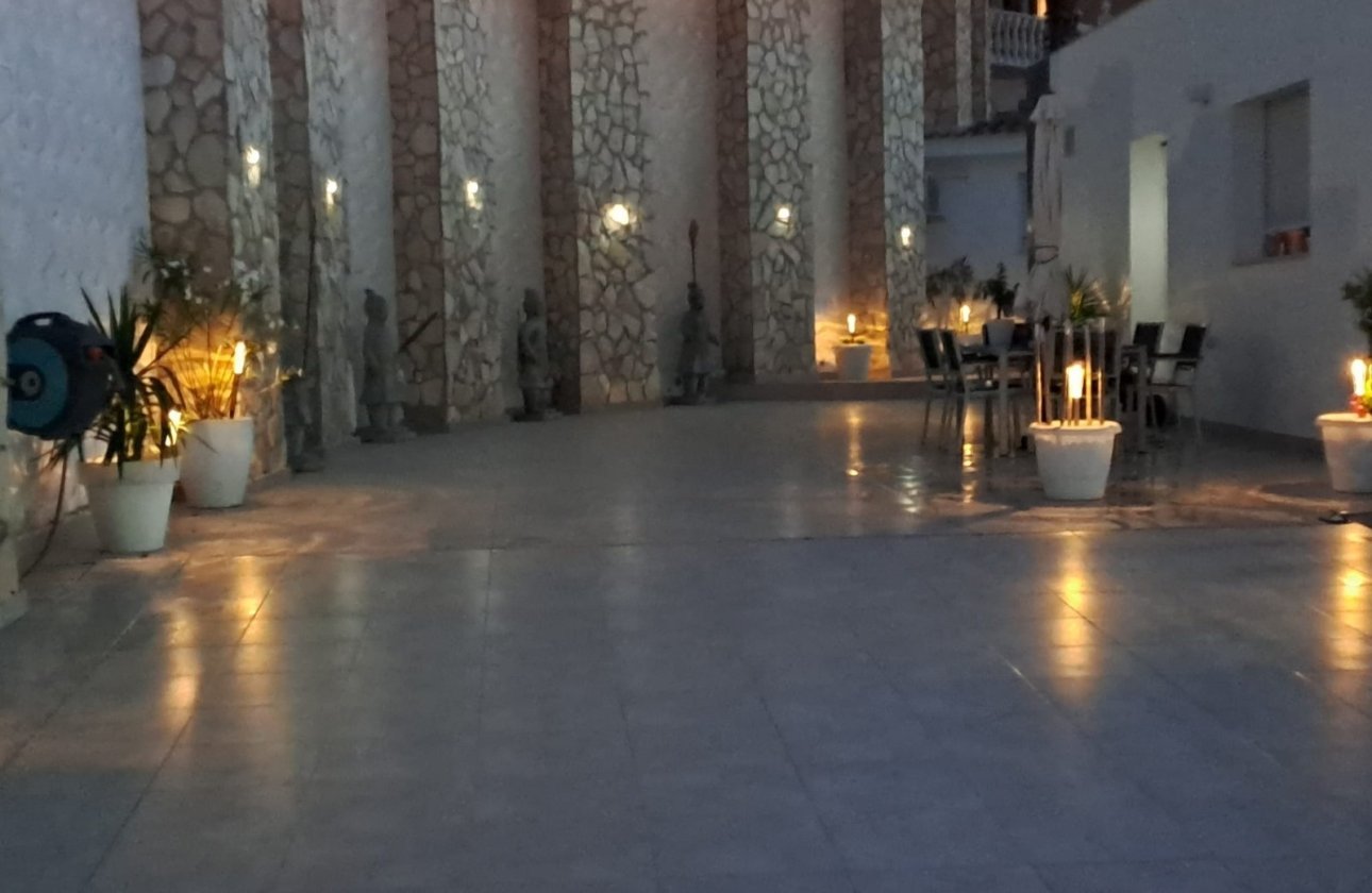 Revente - Villa -
Rojales - Inland