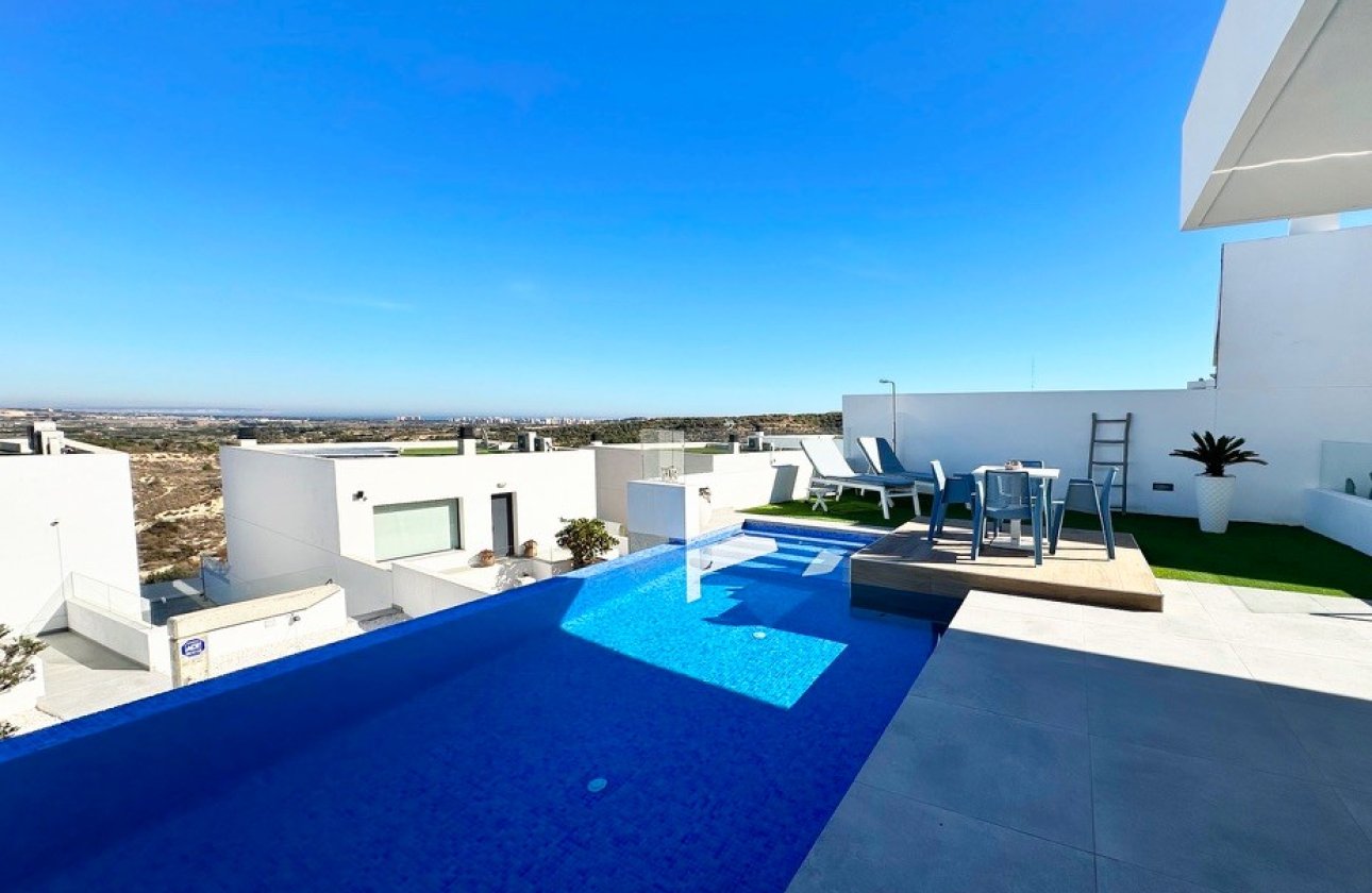 Revente - Villa -
Rojales - Inland