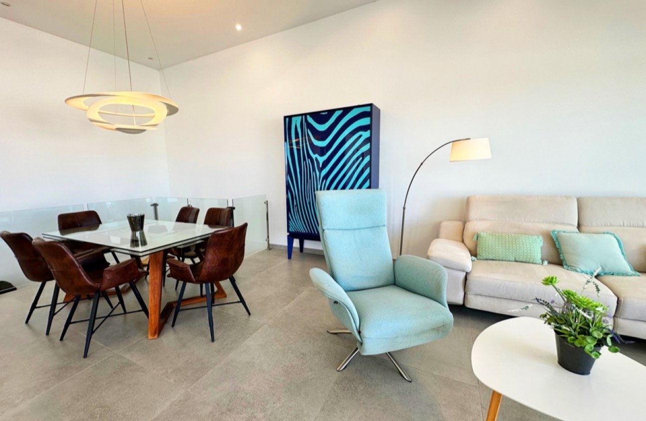 Revente - Villa -
Rojales - Inland