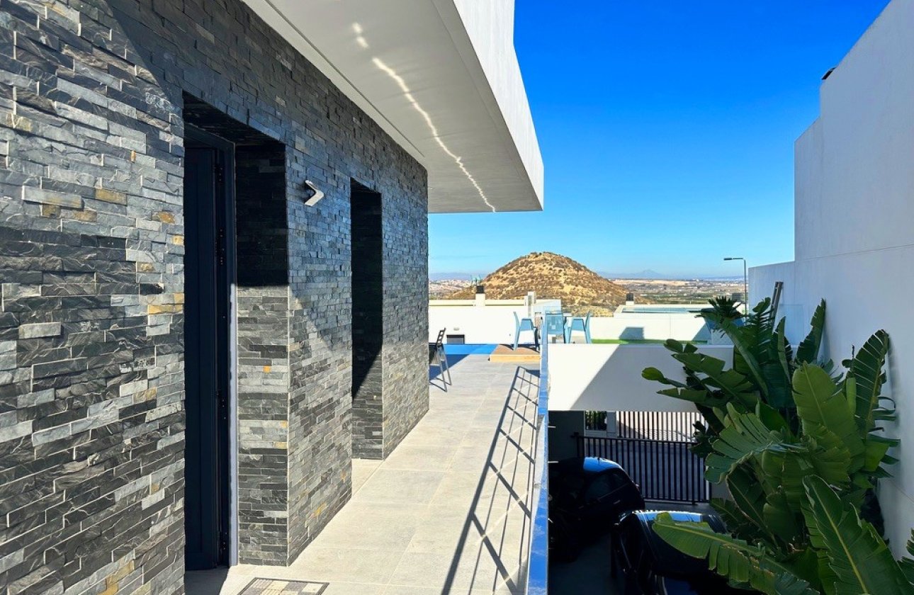 Revente - Villa -
Rojales - Inland