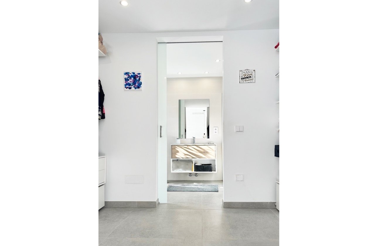 Revente - Villa -
Rojales - Inland