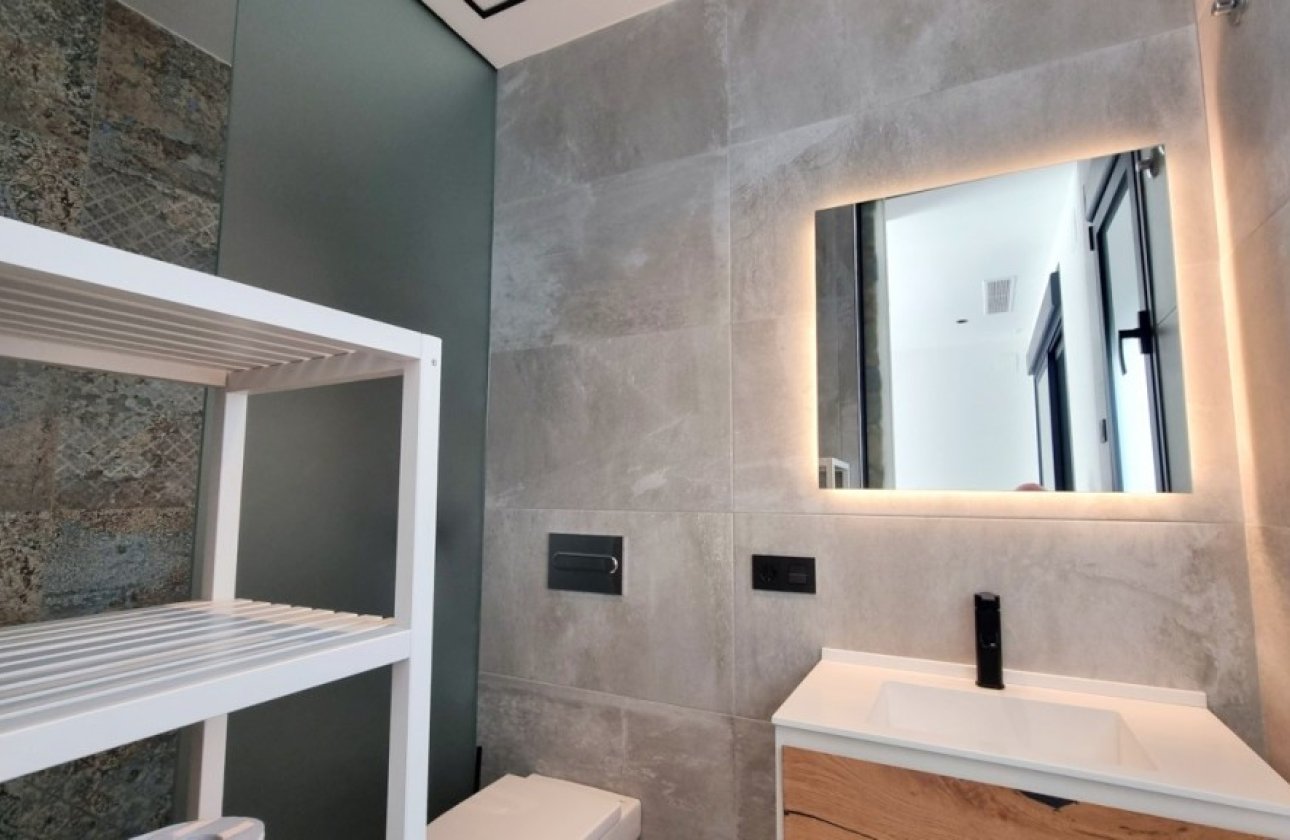 Revente - Villa -
Rojales - Inland