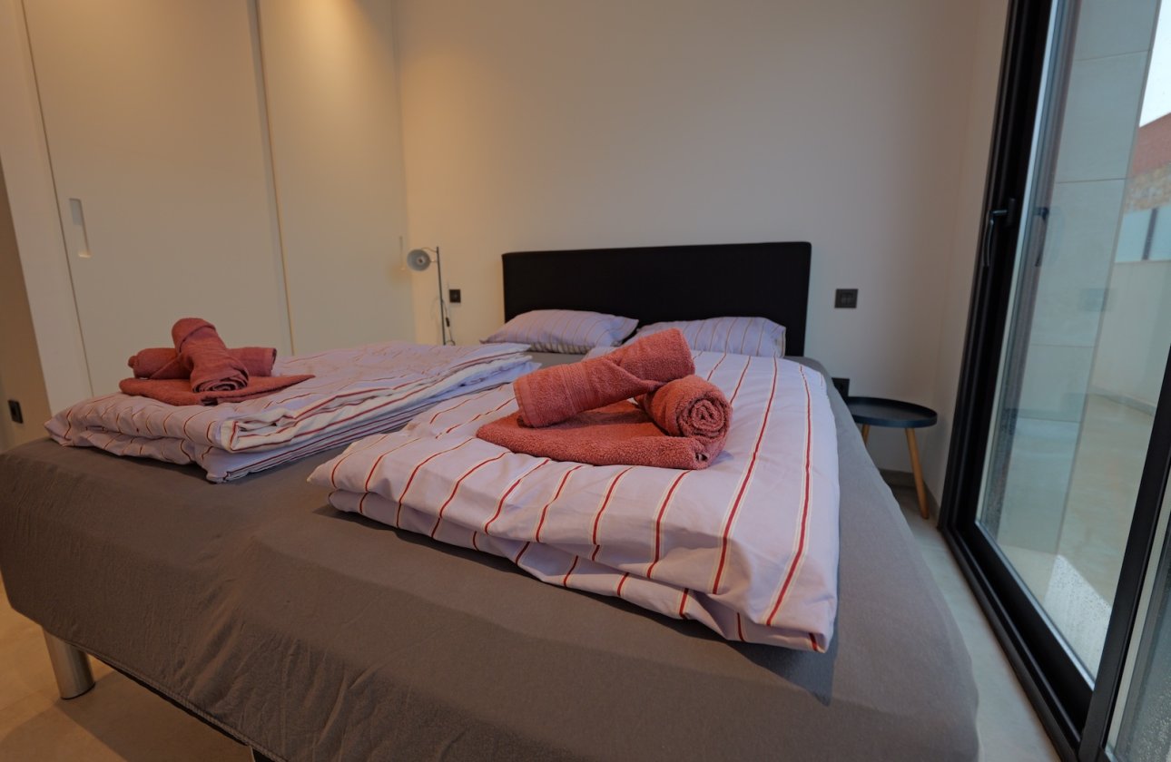 Revente - Villa -
Rojales - Inland