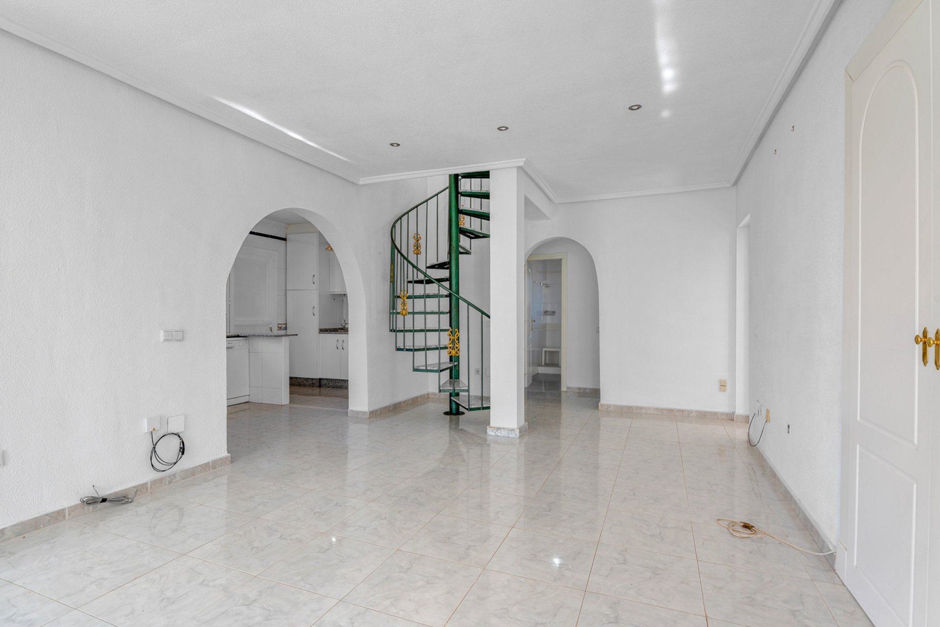 Revente - Villa -
Rojales - Inland