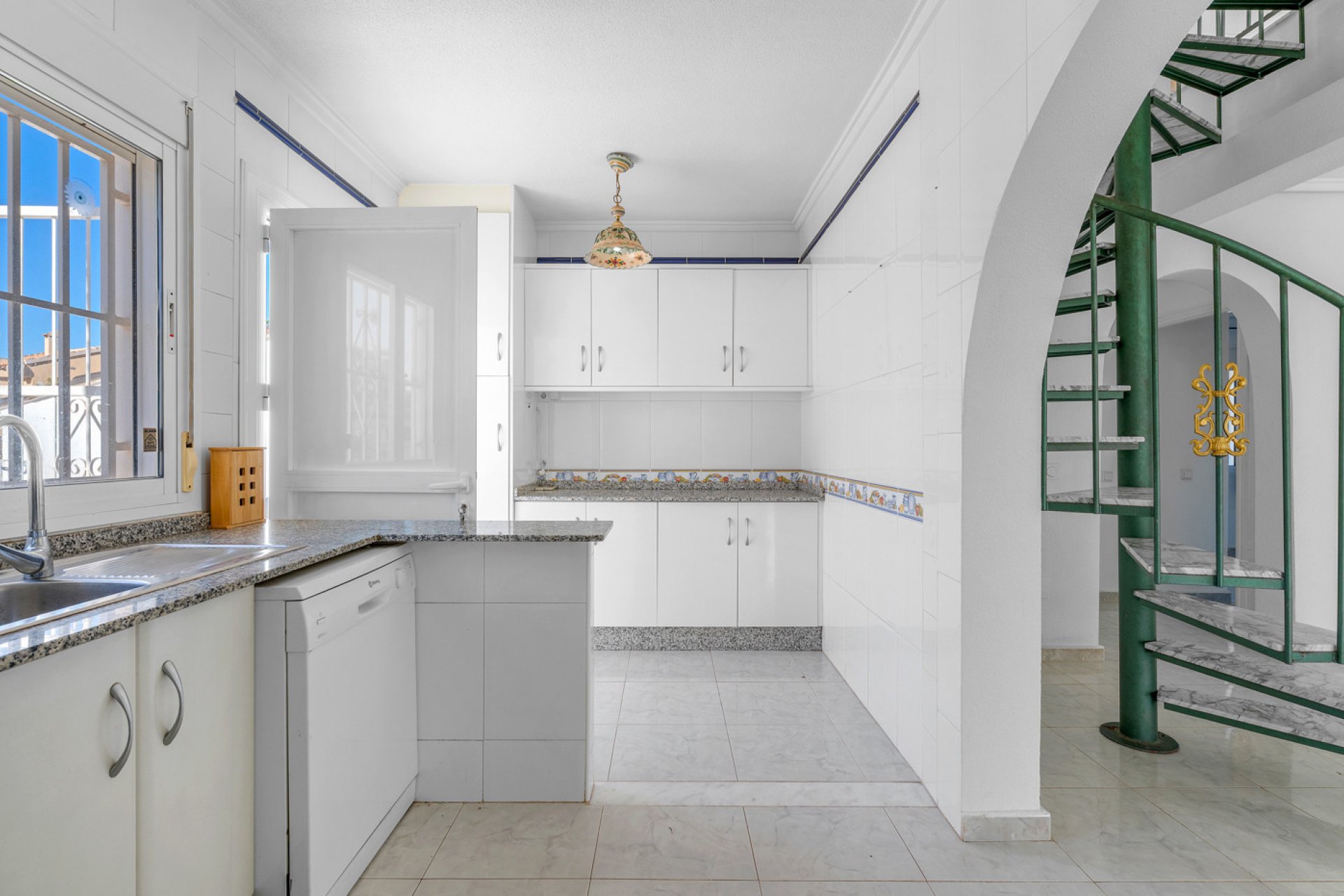 Revente - Villa -
Rojales - Inland