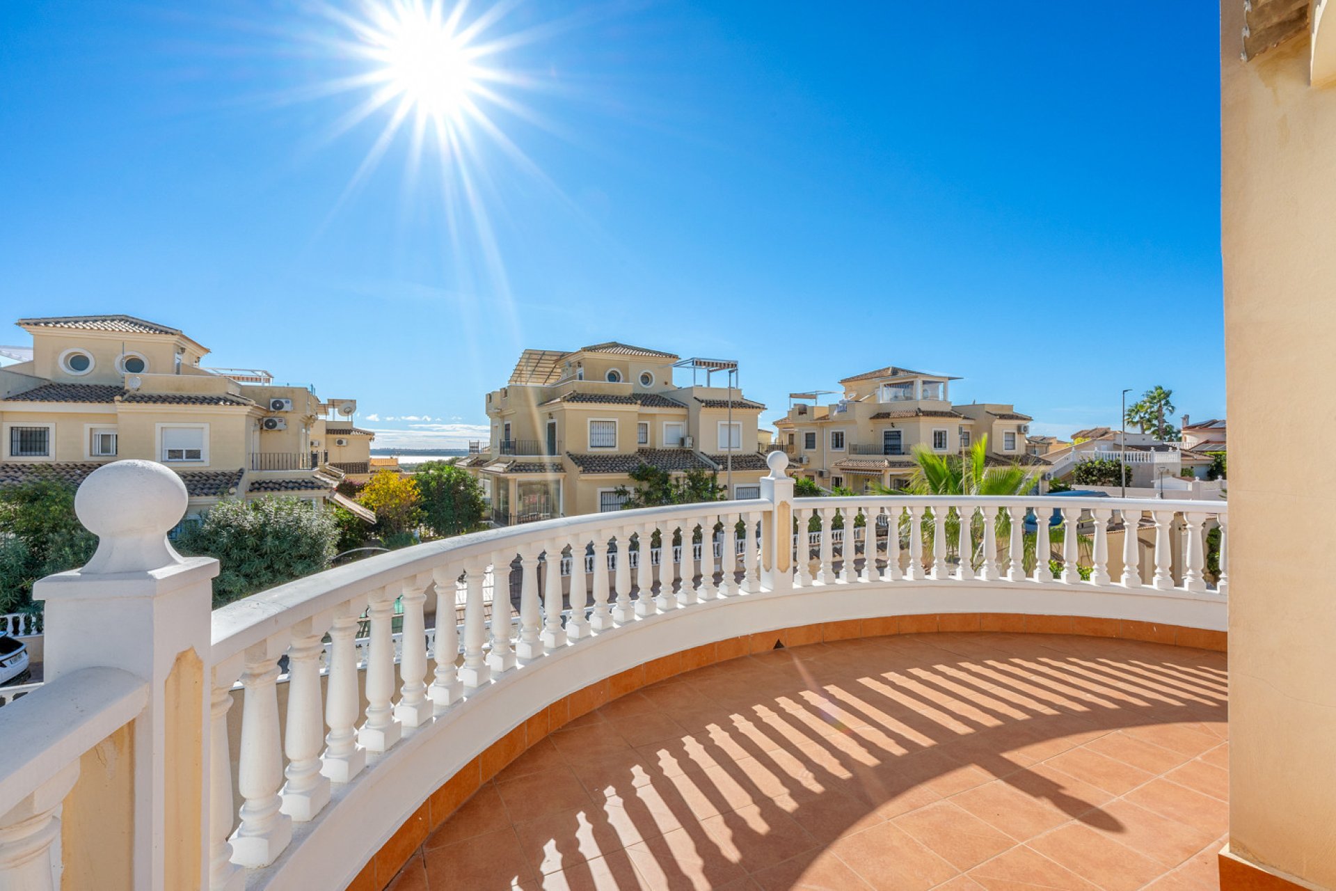 Revente - Villa -
Rojales - Inland