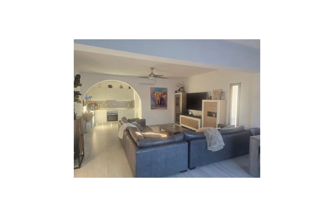 Revente - Villa -
Rojales - Inland