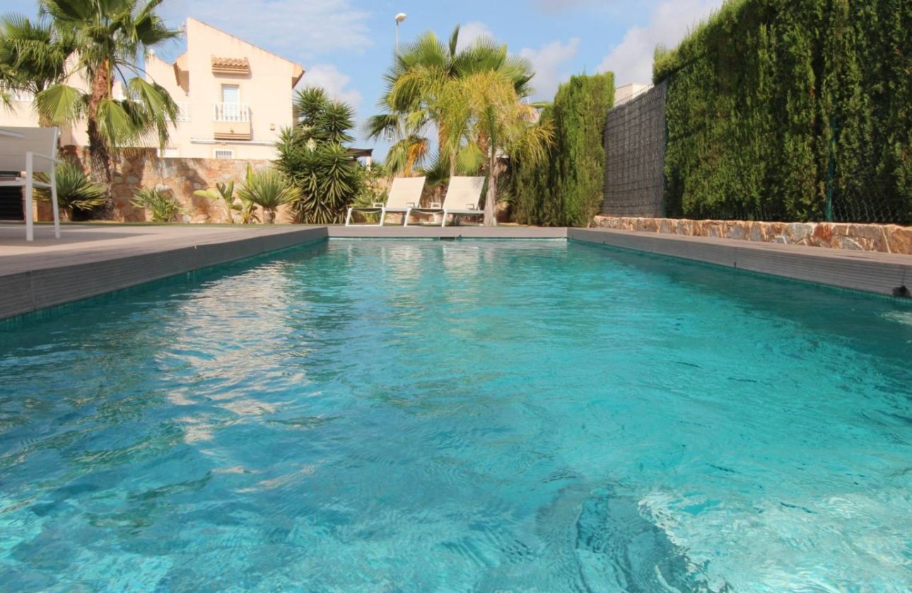 Revente - Villa -
Rojales - Inland