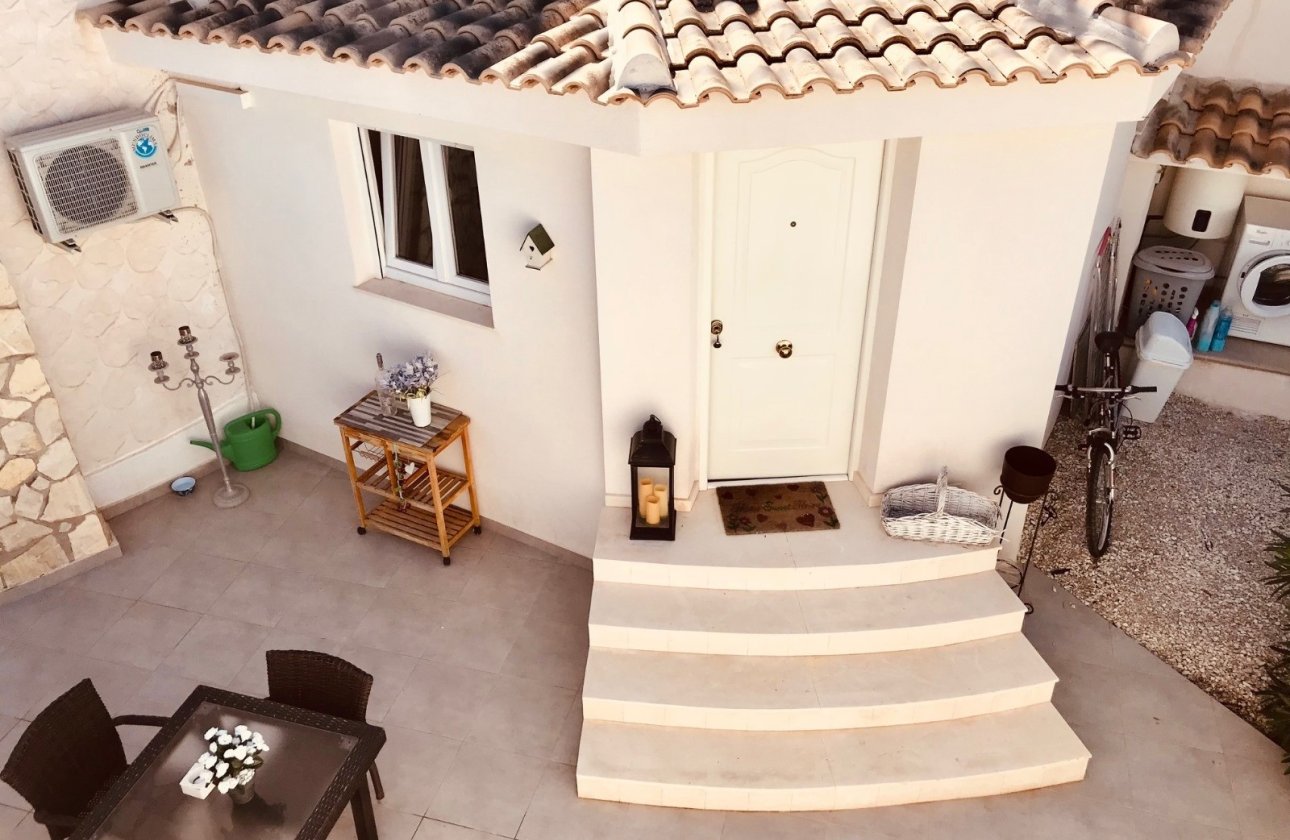 Revente - Villa -
Rojales - Inland