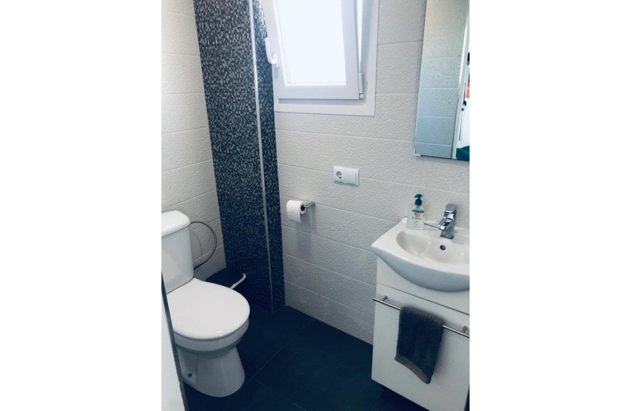 Revente - Villa -
Rojales - Inland