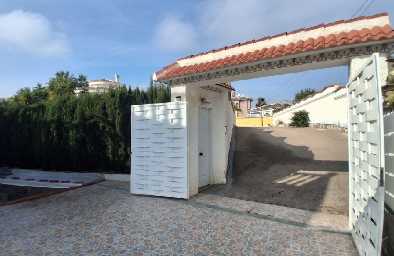 Revente - Villa -
Rojales - Inland