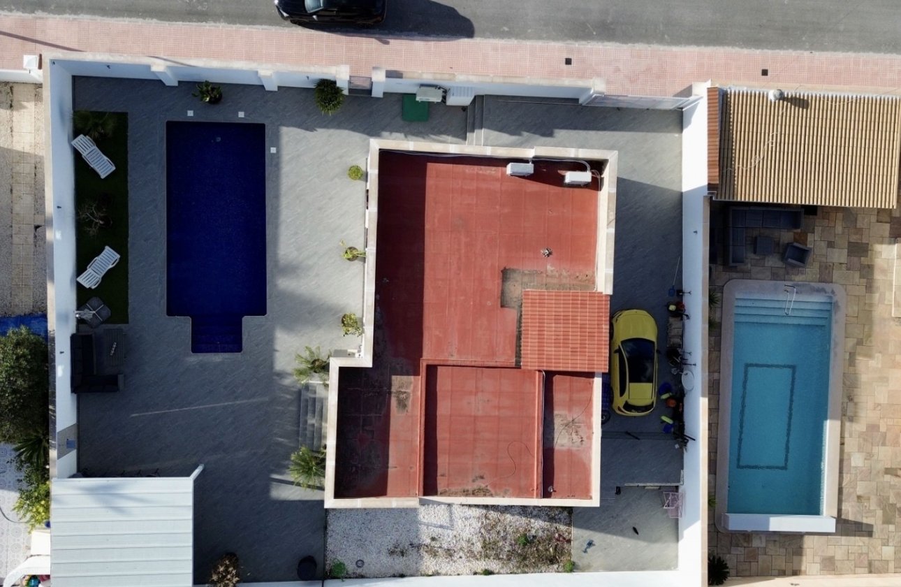 Revente - Villa -
Rojales - Inland