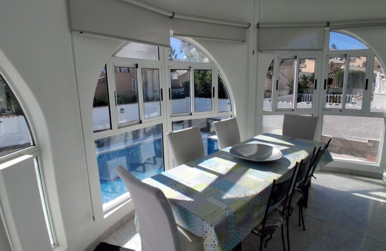 Revente - Villa -
Rojales - Inland