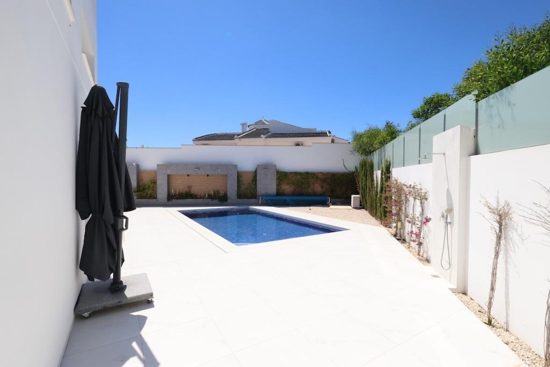 Revente - Villa -
Rojales - Inland