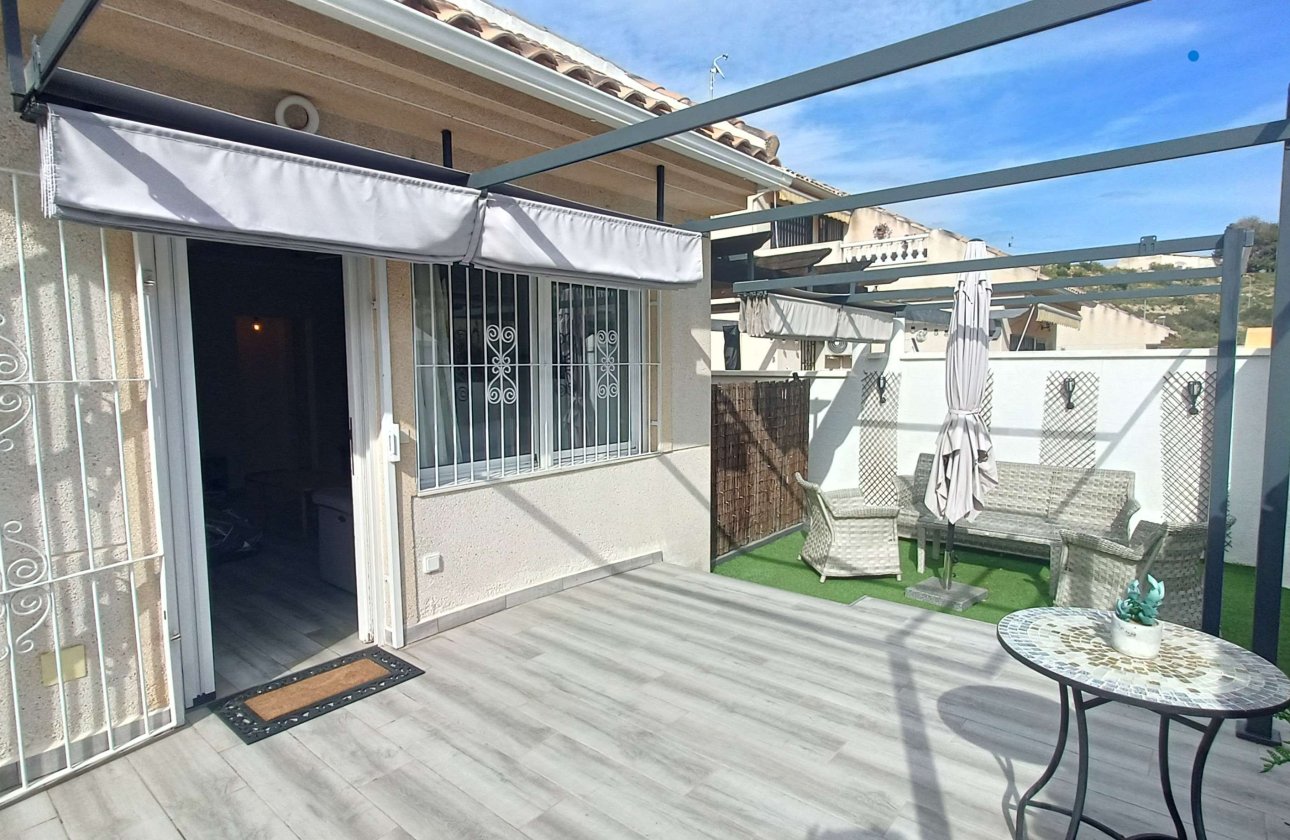 Revente - Villa -
Rojales - Inland