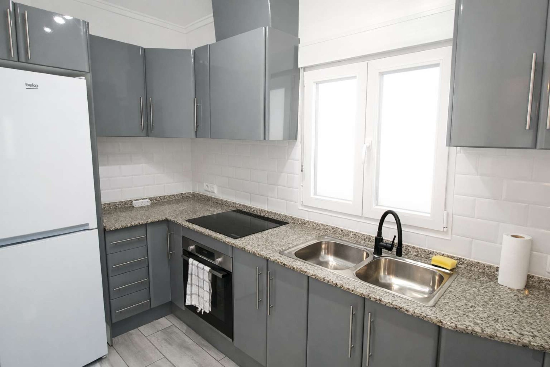 Revente - Villa -
Rojales - Inland