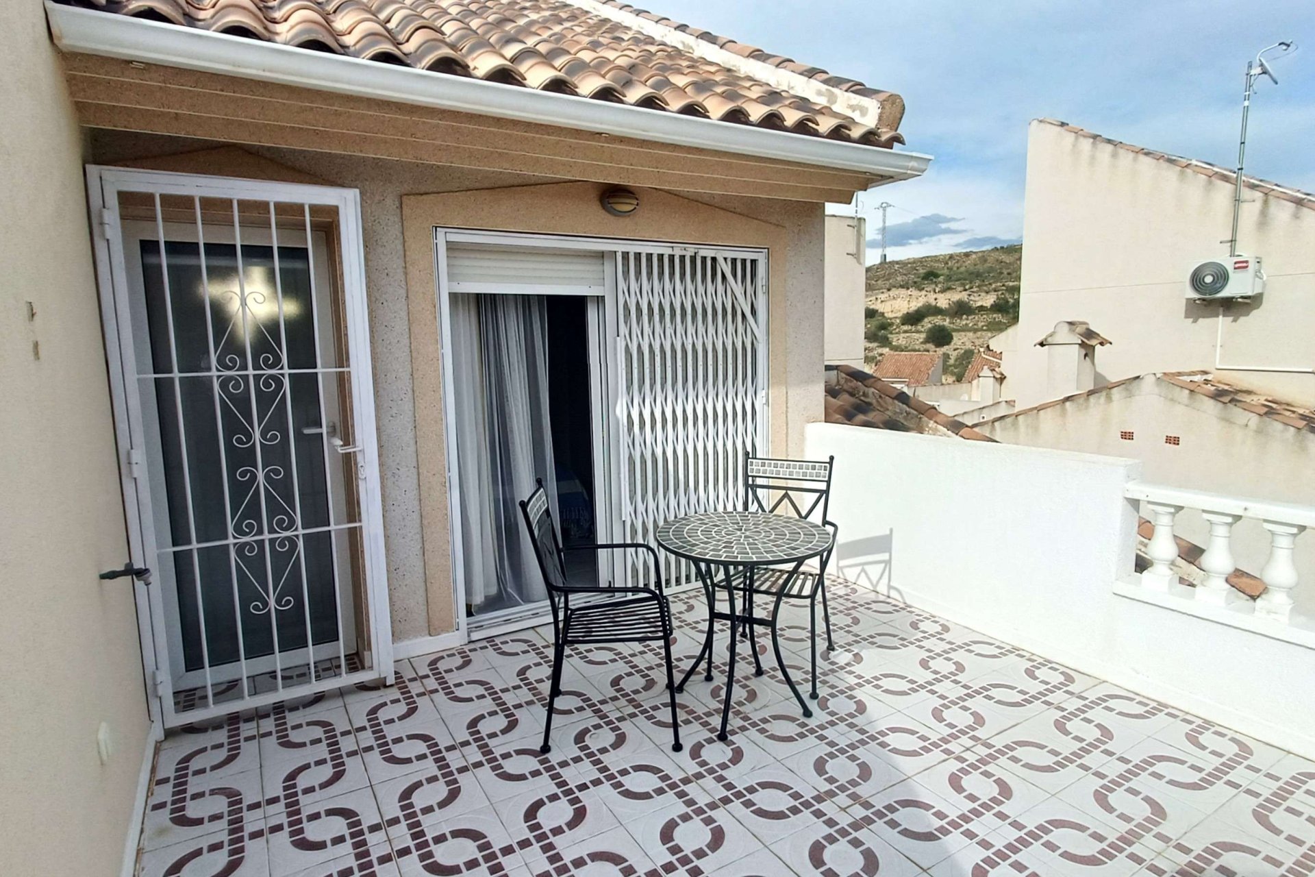 Revente - Villa -
Rojales - Inland