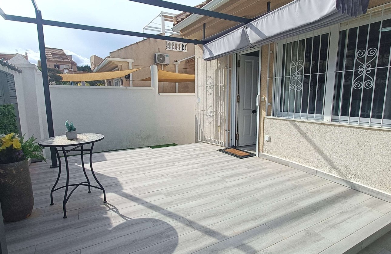 Revente - Villa -
Rojales - Inland