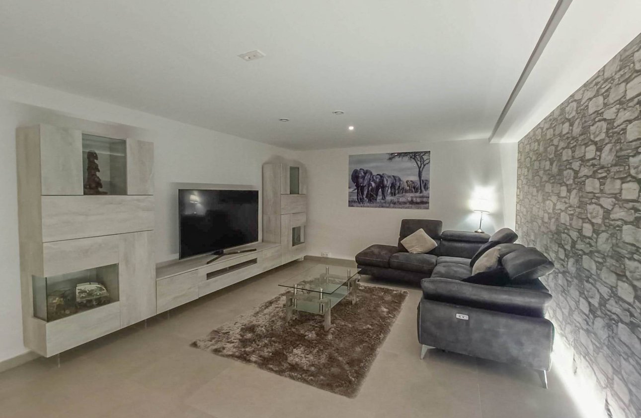 Revente - Villa -
Rojales - Inland