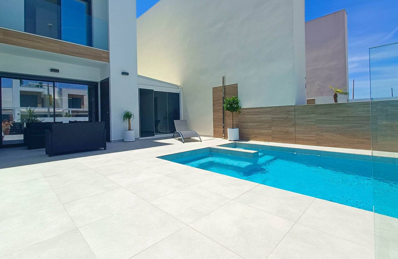 Revente - Villa -
Rojales - Inland