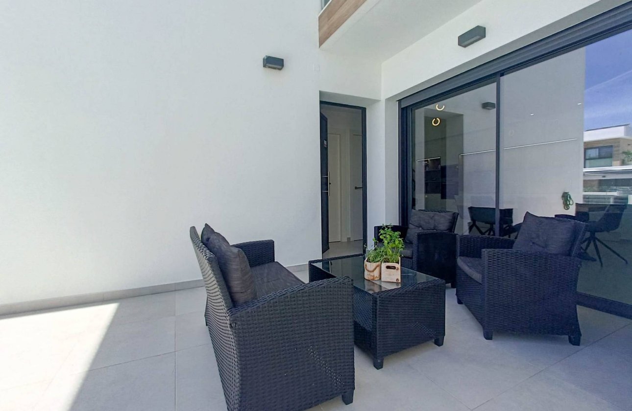 Revente - Villa -
Rojales - Inland