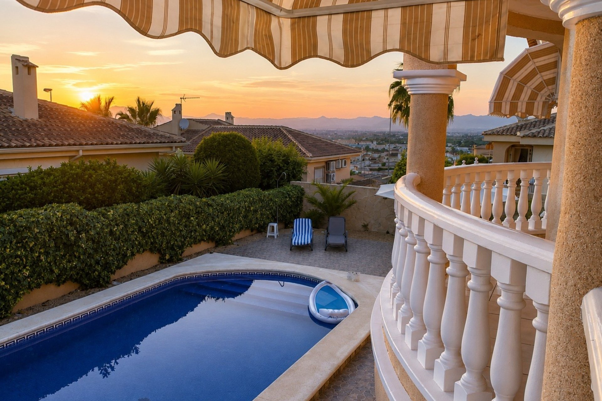 Revente - Villa -
Rojales - Inland