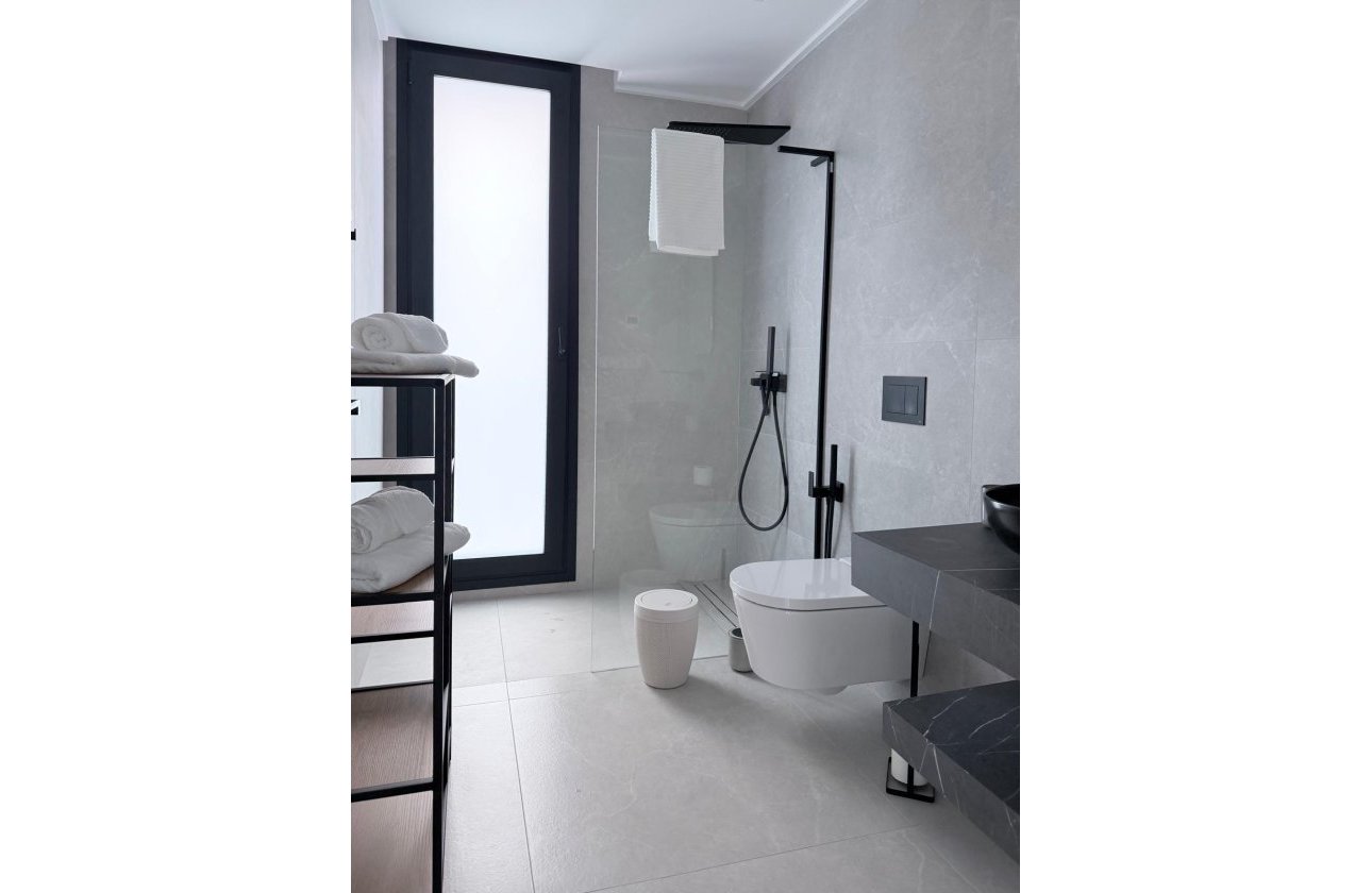 Revente - Villa -
Rojales - Inland
