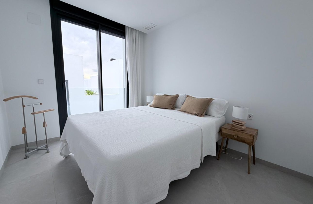Revente - Villa -
Rojales - Inland