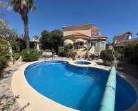 Revente - Villa -
Rojales - Inland