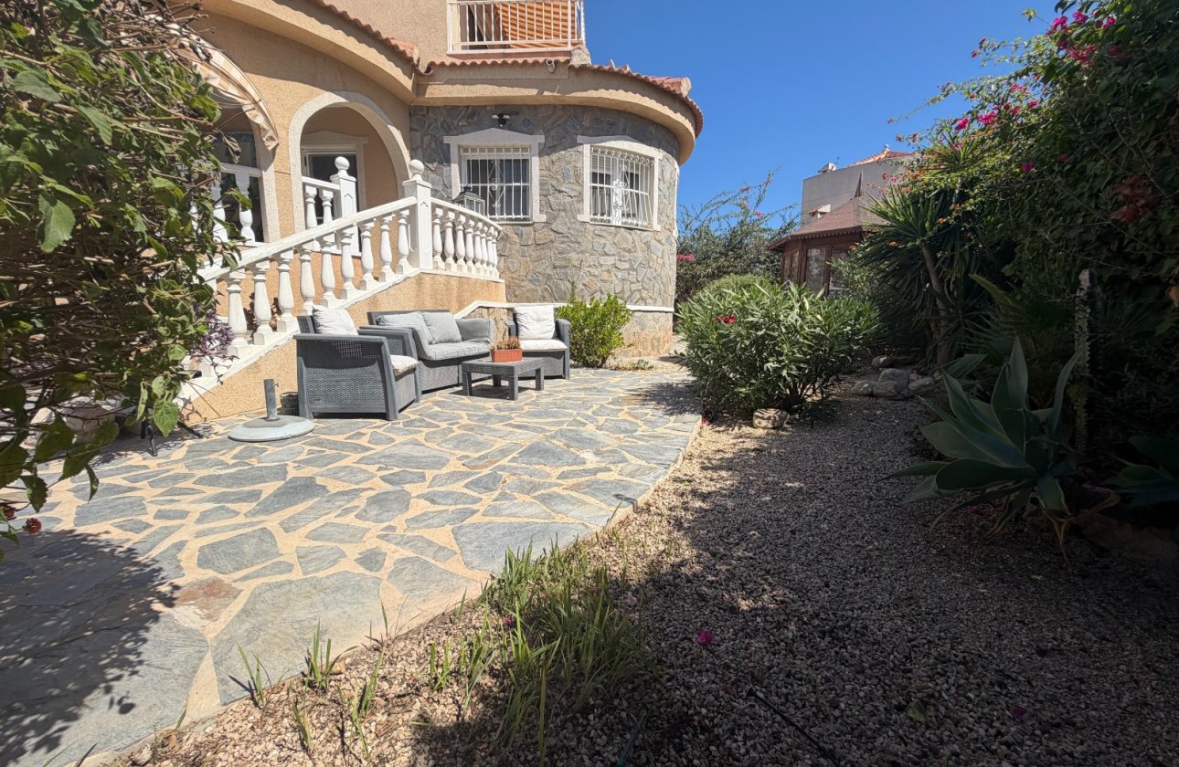 Revente - Villa -
Rojales - Inland