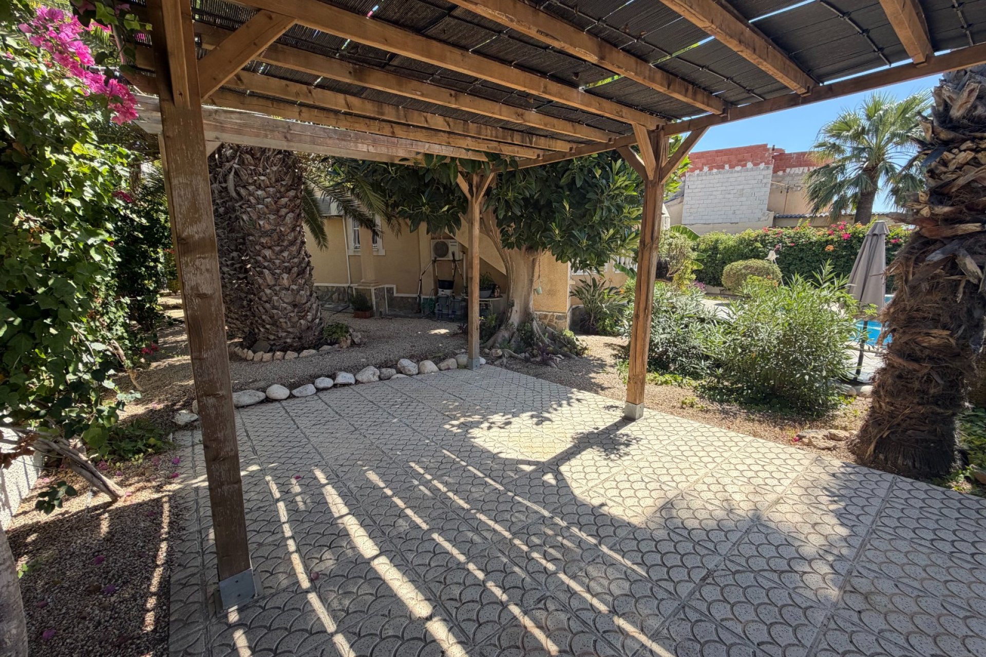Revente - Villa -
Rojales - Inland