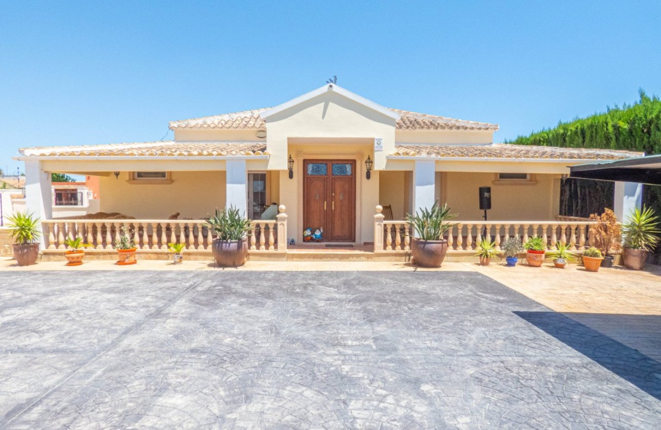 Revente - Villa -
Rojales - Inland