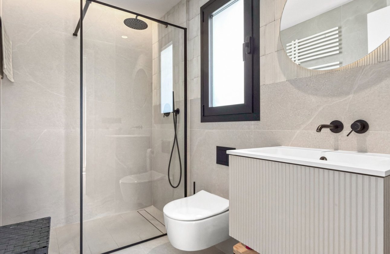 Revente - Villa -
Rojales - Inland