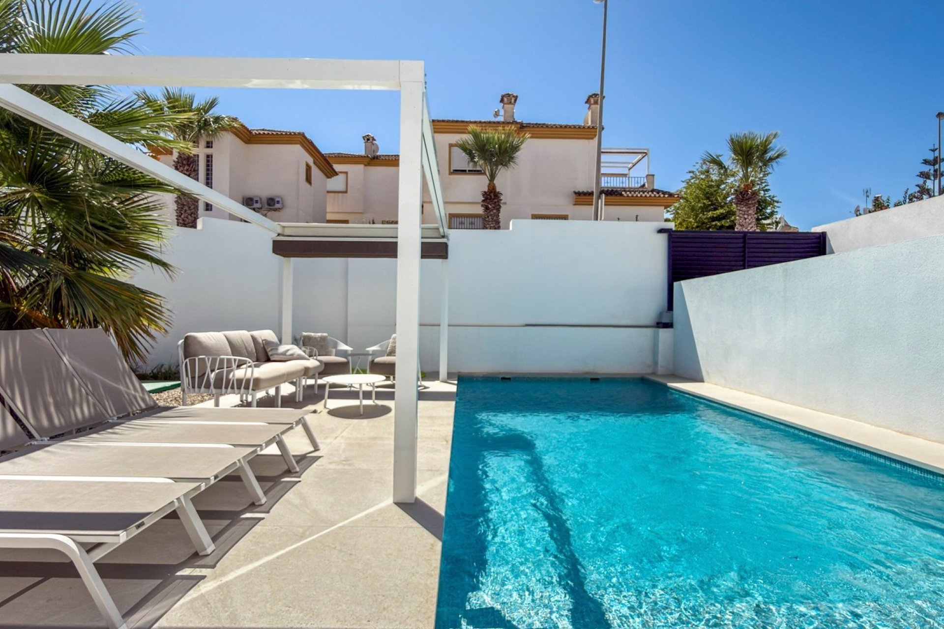 Revente - Villa -
Rojales - Inland